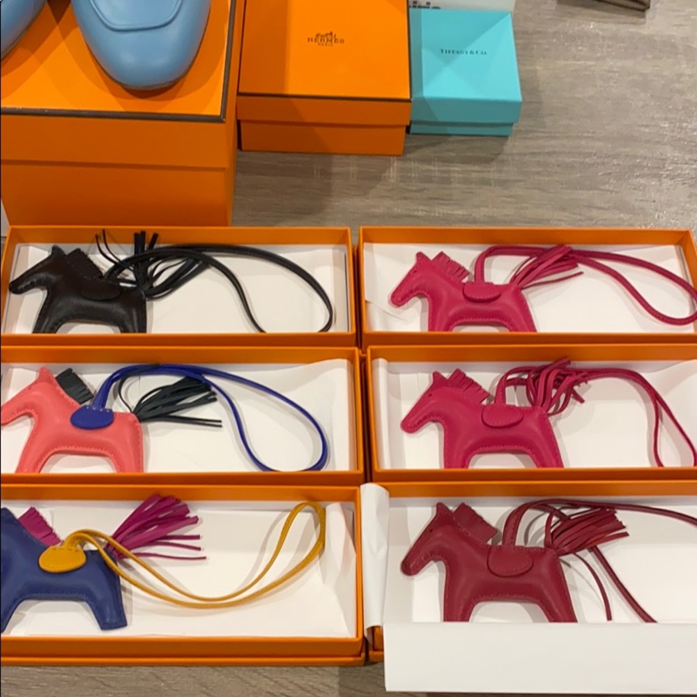 Hermès rodeo 5 different color available